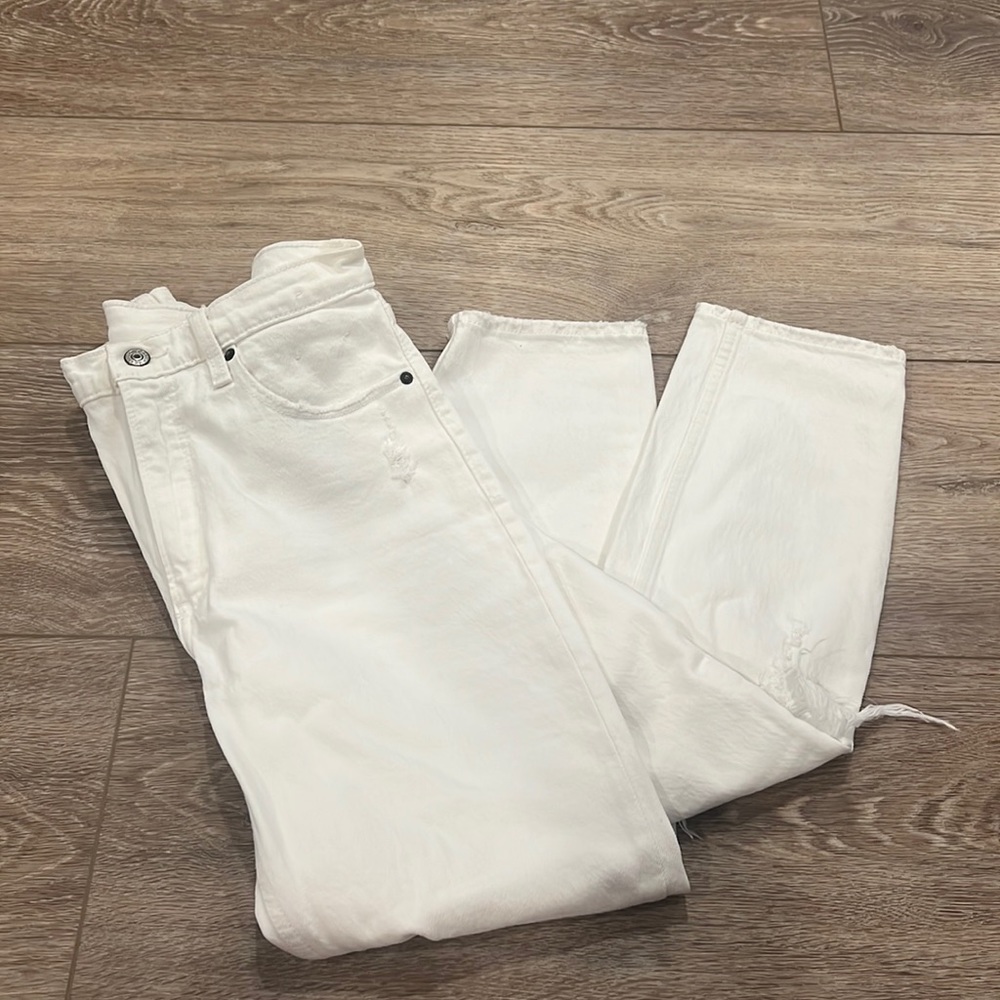 Abercrombie & Fitch The Mom High Rise Jeans